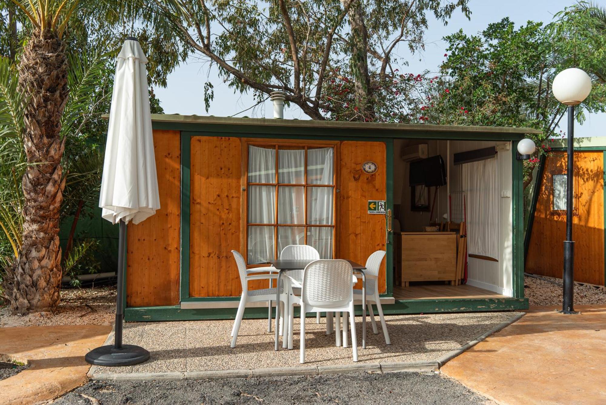 Camping Las Palmeras Кревиленте Екстериор снимка