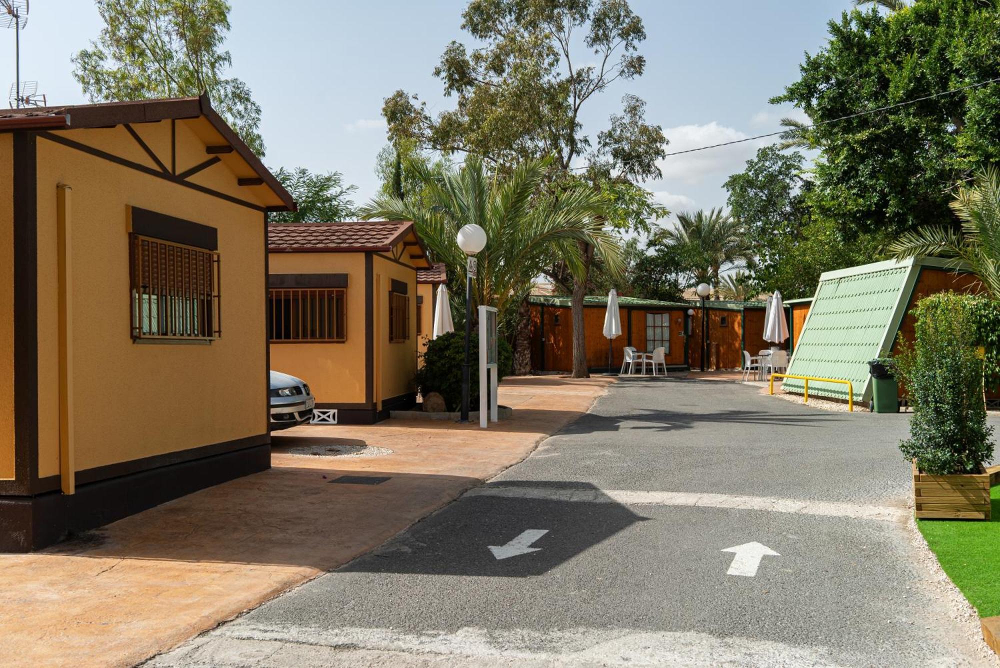 Camping Las Palmeras Кревиленте Екстериор снимка