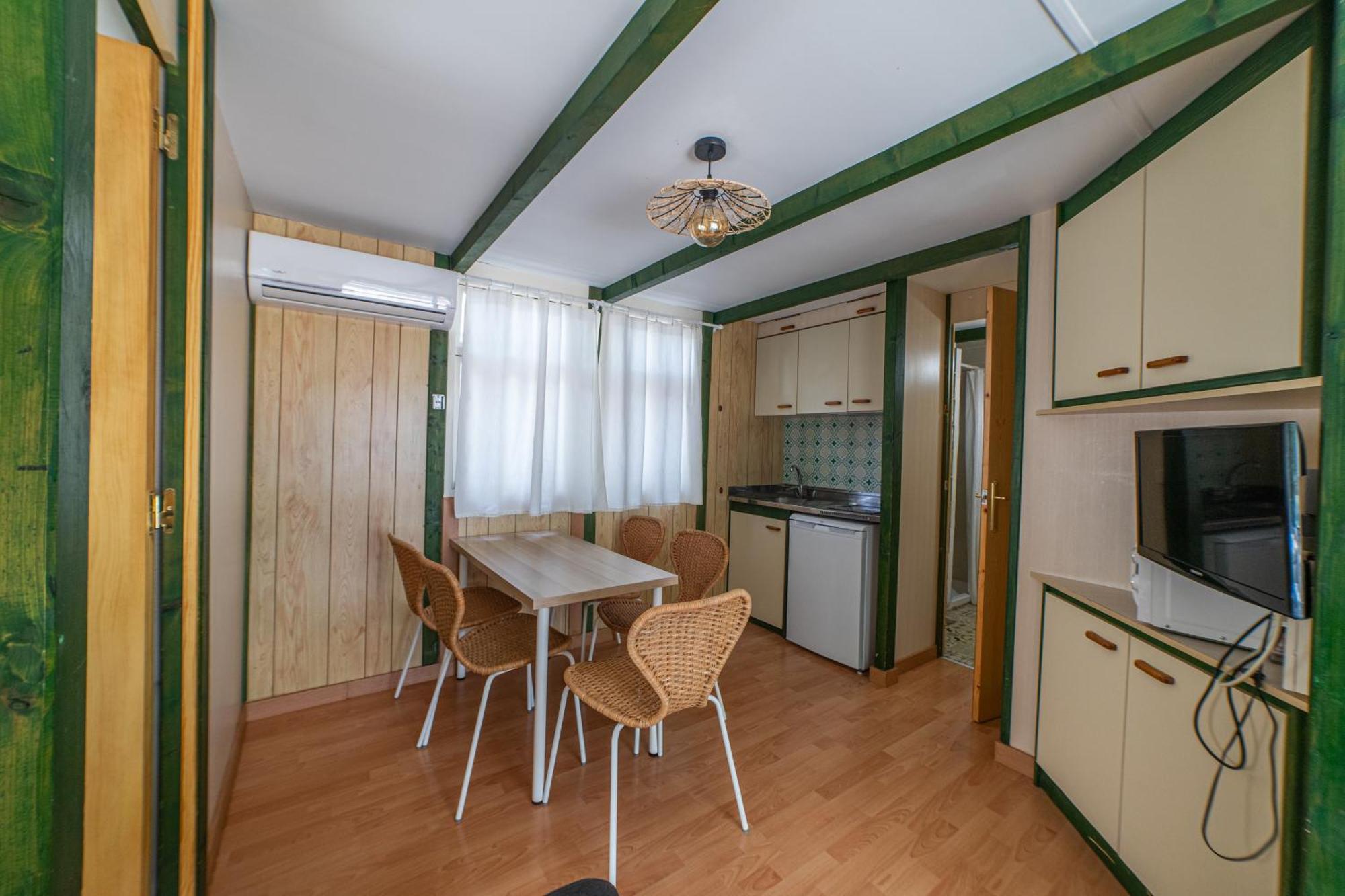 Camping Las Palmeras Кревиленте Екстериор снимка